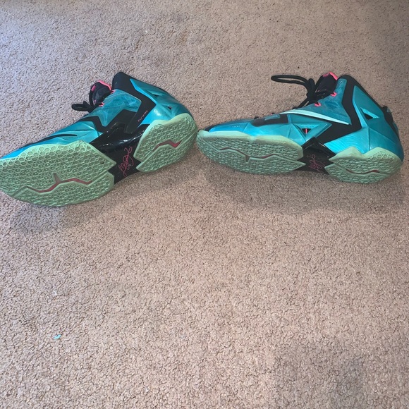 Nike Lebron 11 South Beach - Picture 5 of 5